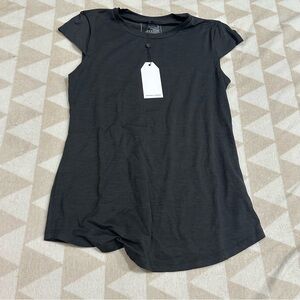 Universal standard black cap sleeve stretch tee shirt